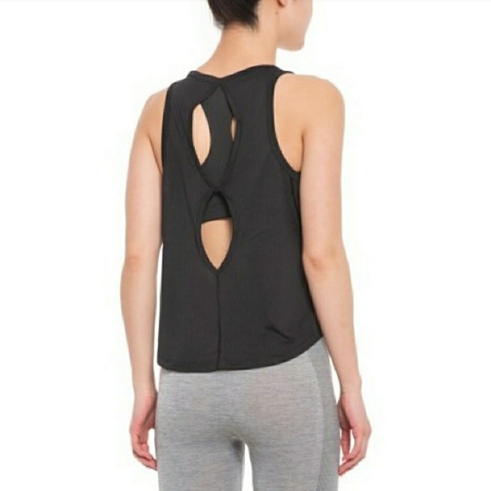 The North Face Stand Fit Flash Dry Bra Sport Tank